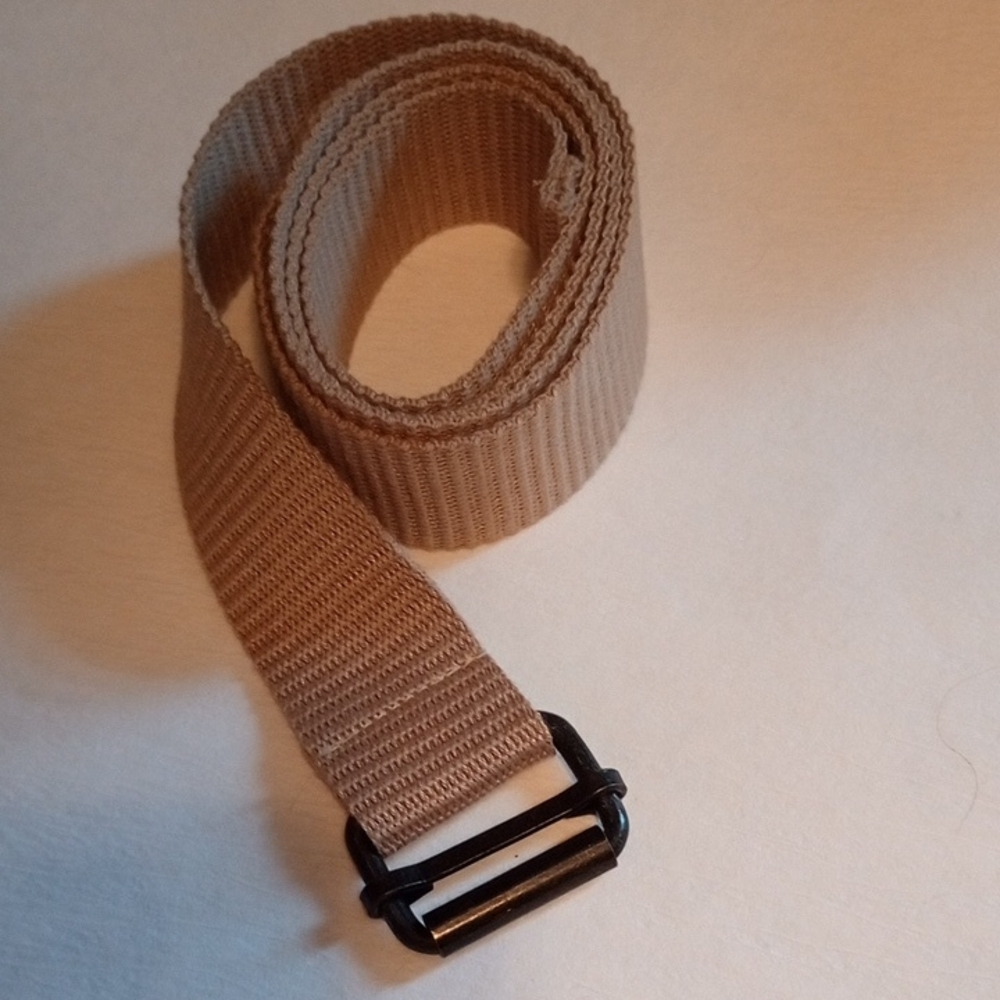 Tan and Black Ribbed Texture Belt